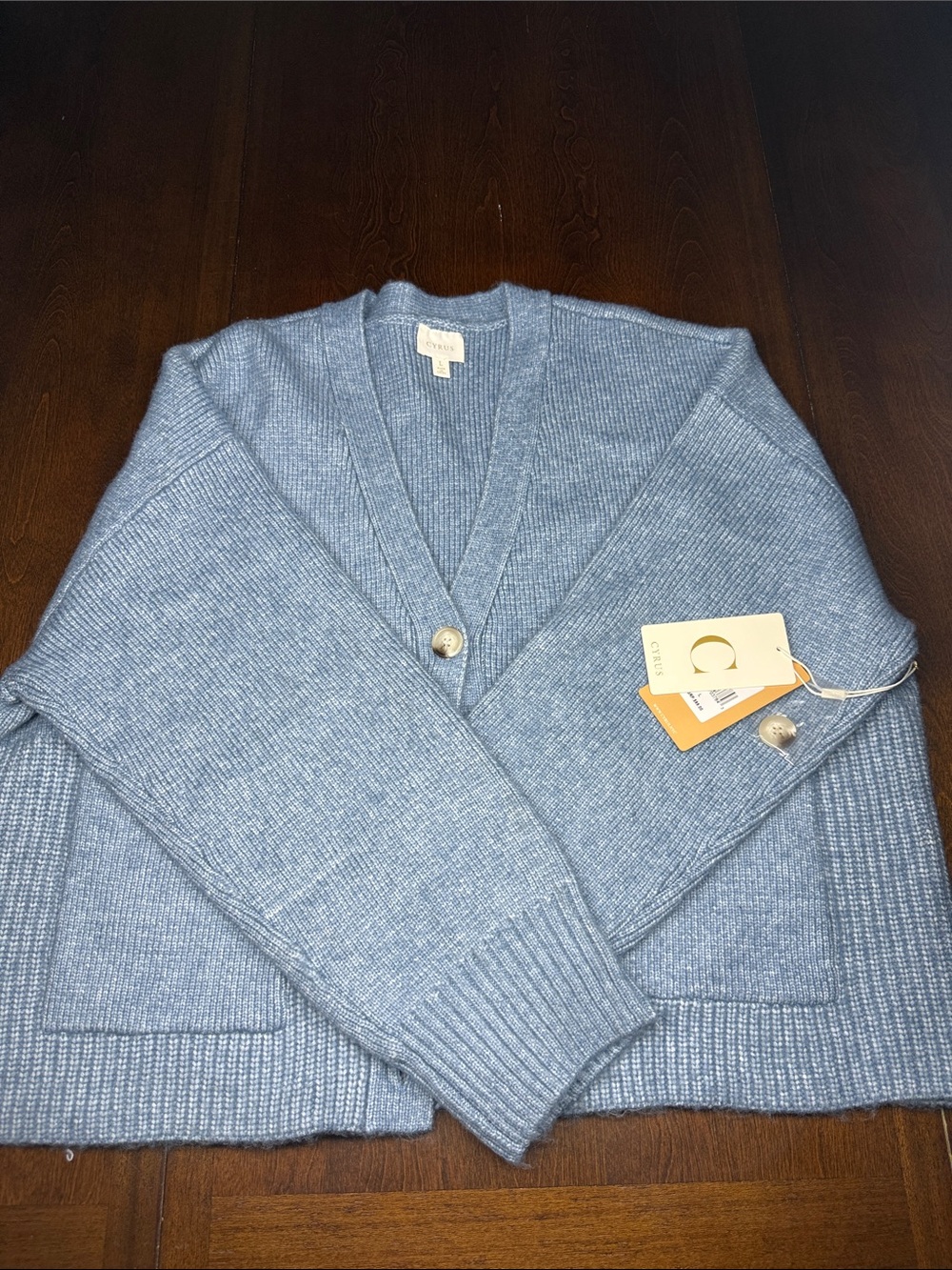 Cyrus Women's V-Neck Cardigan in Light Blue